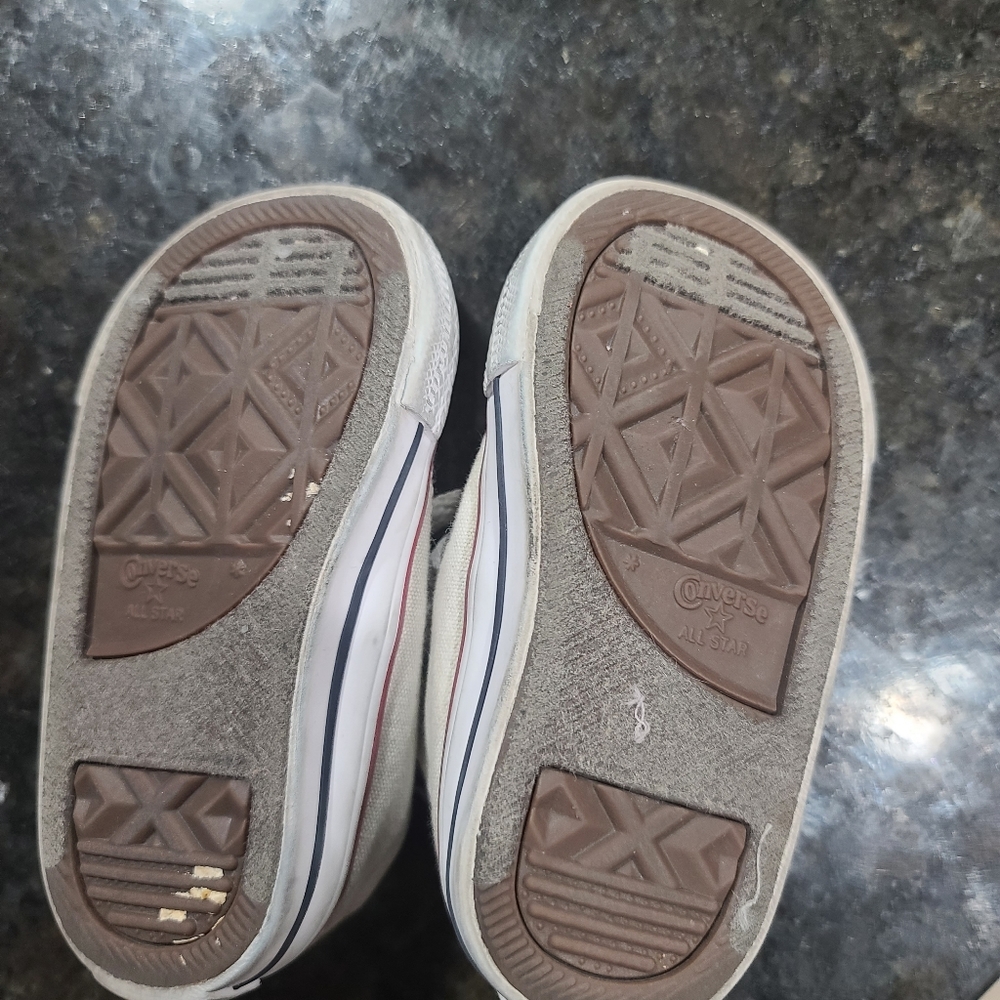 Converse - Picture 5 of 5